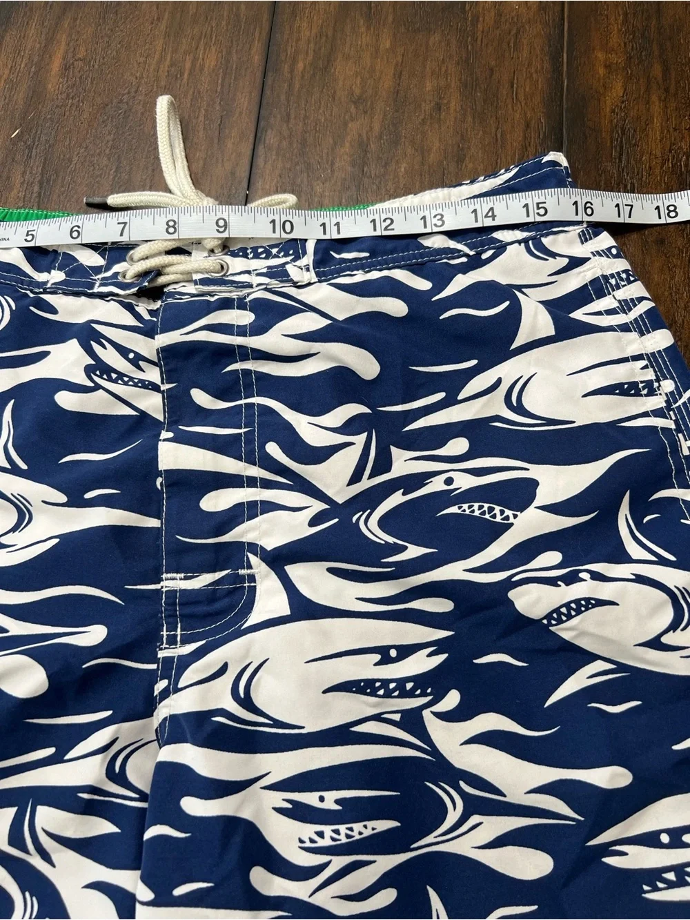 Polo Ralph Lauren Mens Blue White Cargo Swim Trunks Size Medium 8” Inseam